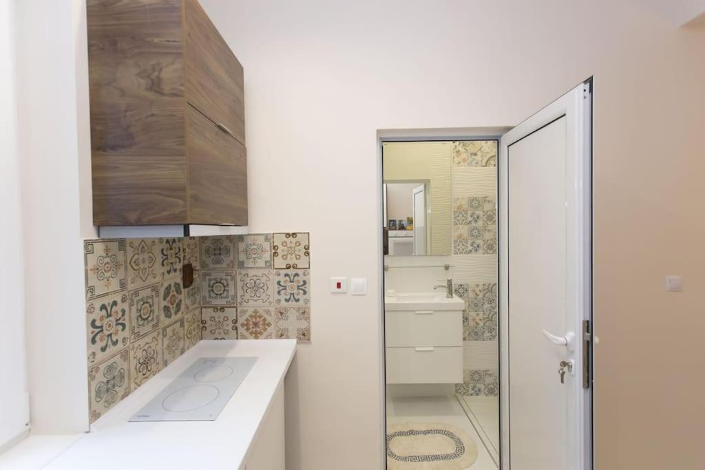 Graf Ignatiev Central Apartment Sofia Bagian luar foto